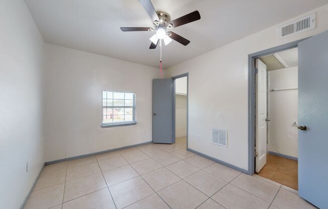 1 bed, 1 bath, $725, Unit 7