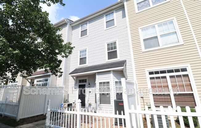 8631 NEUSE CLUB LN