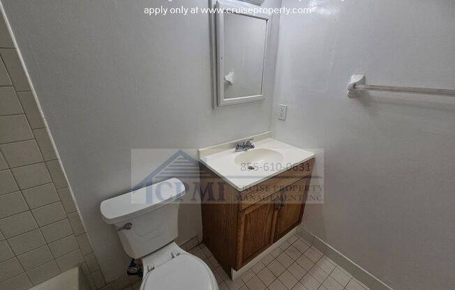 2 beds, 2 baths, 850 sqft, $2,100, Unit 3-202