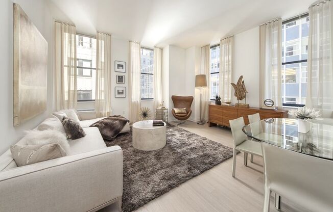 3 beds, 2 baths, 1,323 sqft, $9,677, Unit 720