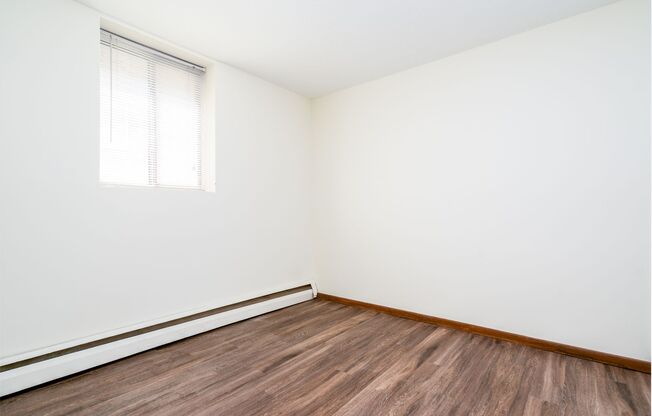1 bed, 1 bath, 600 sqft, $975, Unit 12-A1