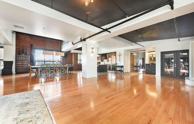 Spectacular, Furnished 3-Bedroom Loft