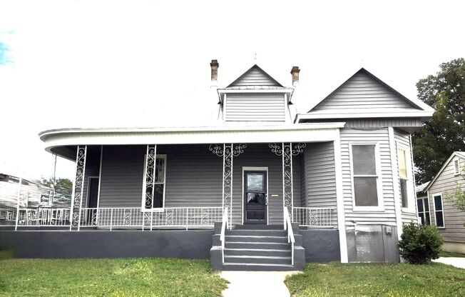 Prime Location, Endless Potential 3BR/1BA Haven