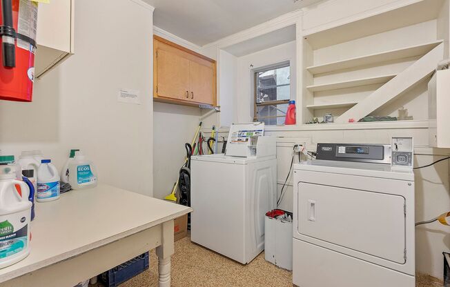 Studio, 1 bath, $1,700, Unit 9