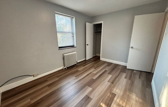 2 beds, 1 bath, 800 sqft, $1,790, Unit 6236 Fifth Ave. #302A