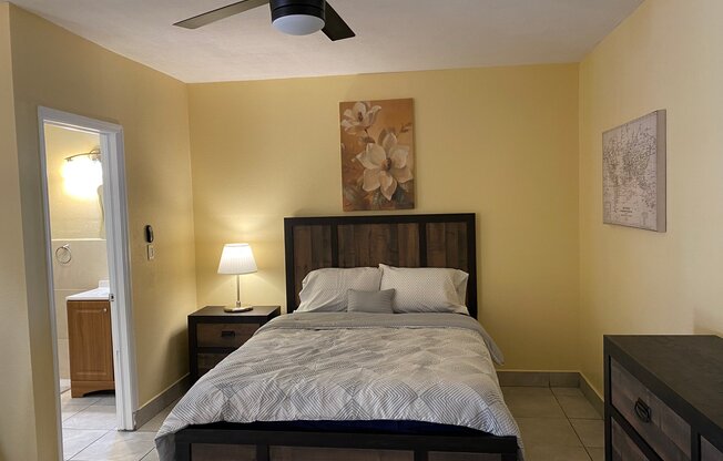 10402 SW 143 CT