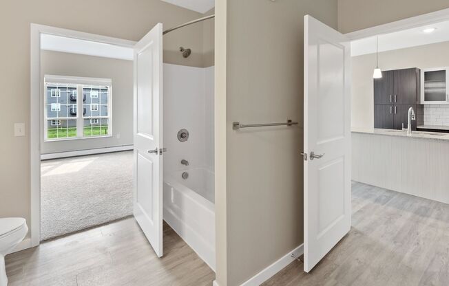 1 bed, 1 bath, 831 sqft, $1,220, Unit 326