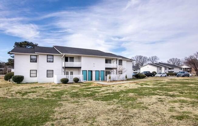 Open Yard at Cleo Apartments, Athens, AL, 35611