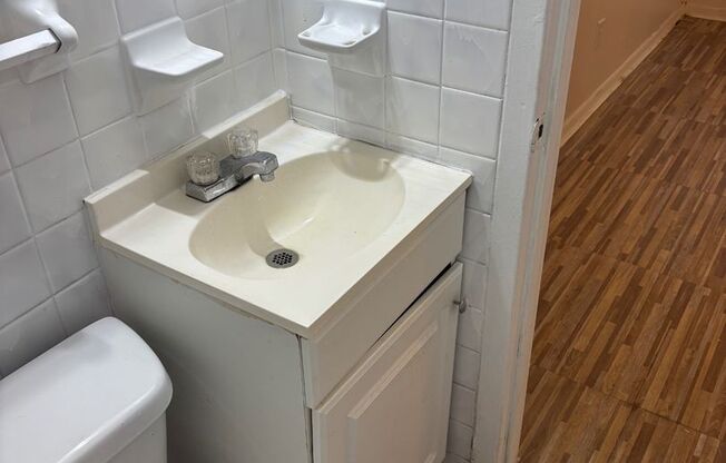 Pleasun Apartments at  Pleasant