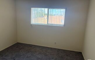 1712 S RIDGELEY DR