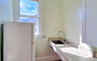 Studio, 1 bath, 200 sqft, $1,495