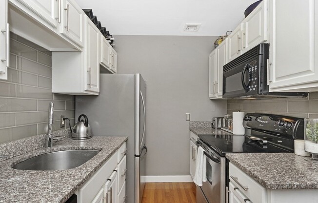 15 MEDFORD ST
