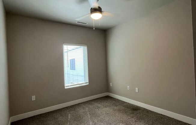 2 beds, 2 baths, 965 sqft, $1,450