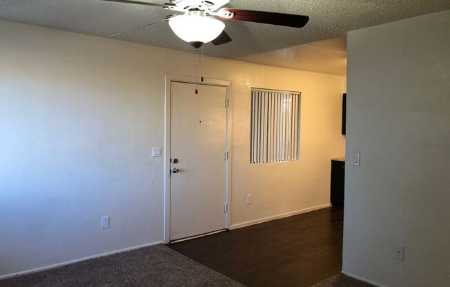 2 beds, 1 bath, 880 sqft, $1,145, Unit 202