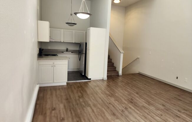 2 beds, 2 baths, 987 sqft, $2,250, Unit 267