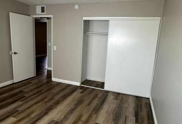2 beds, 1 bath, 780 sqft, $1,750, Unit 217