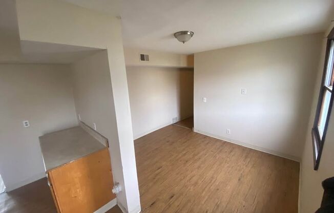 5 beds, 2 baths, 1,730 sqft, $1,795, Unit 65