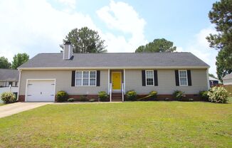 Beautiful Ranch Style Home in Holly Springs!