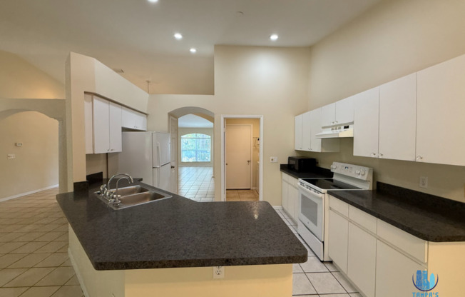 Beautiful 4 Bedrooms 2 Bathrooms Home for Rent in Wesley Chapel, FL