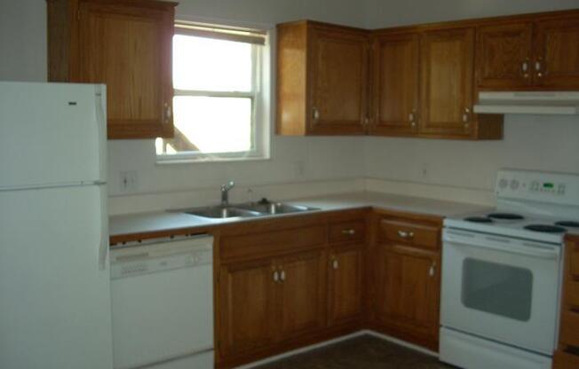 2 beds, 2 baths, $825