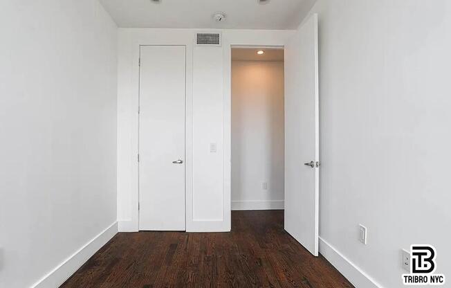558 KOSCIUSZKO ST