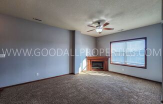 2 beds, 2 baths, $1,295