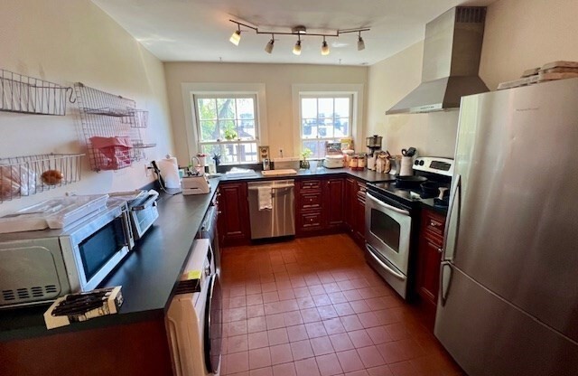 14 Chestnut St