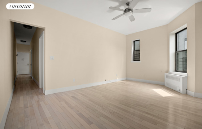 3 beds, 1 bath, $3,395, Unit 203