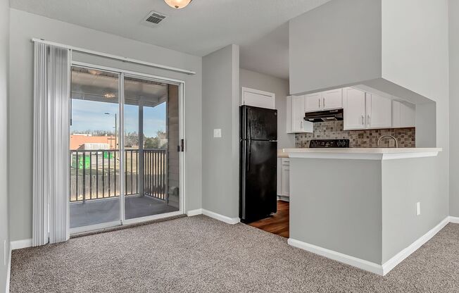 3 beds, 2 baths, 1,170 sqft, $1,205, Unit 601