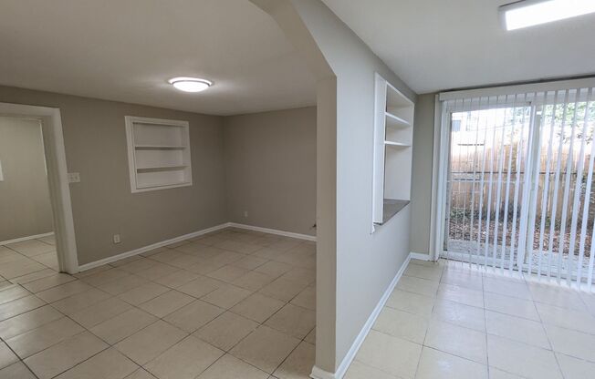 2 beds, 1 bath, 778 sqft, $1,145, Unit 12