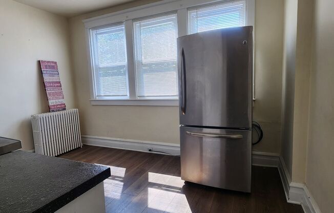 1 bed, 1 bath, 1,000 sqft, $1,500, Unit 2 - All Utilities Included