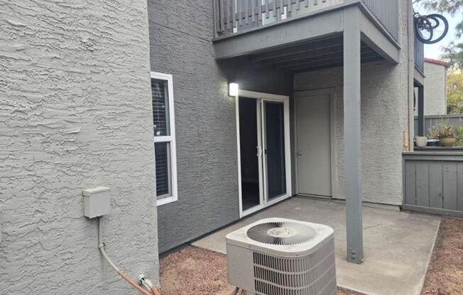 2 beds, 2 baths, 986 sqft, $2,650, Unit 11