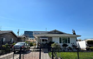 3 Bedroom 2 Bath unit in duplex MOVE IN READY!!