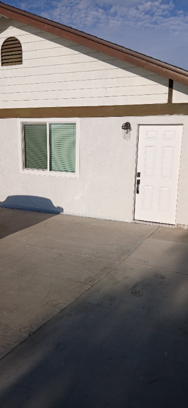 657 CAREFREE DR