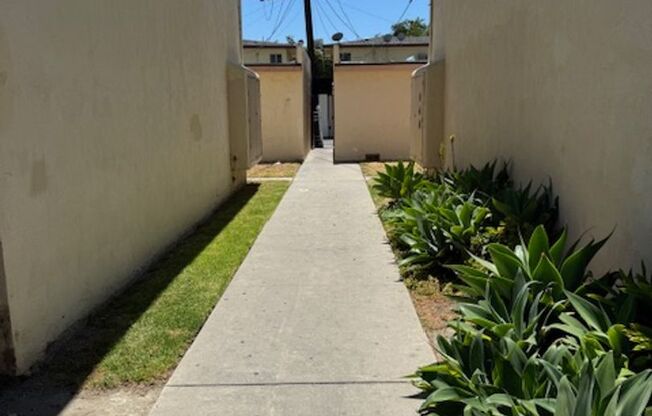 1 bed, 1 bath, 785 sqft, $1,850, Unit UNIT 1