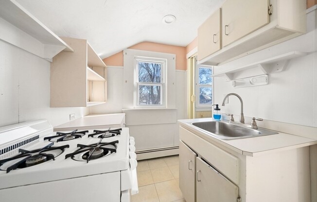 153 VASSALL ST