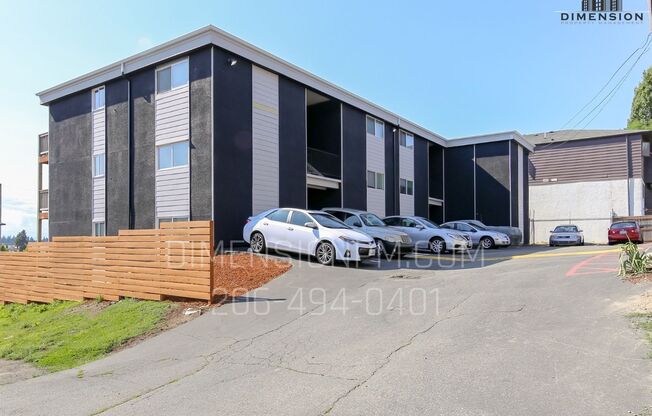 1 bed, 1 bath, 680 sqft, $1,395, Unit 204