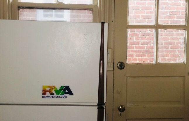 1 bed, 1 bath, $1,295, Unit Apt. 10