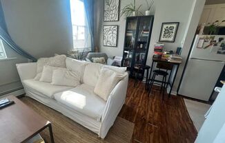 Indian Queen Lane 3509-15