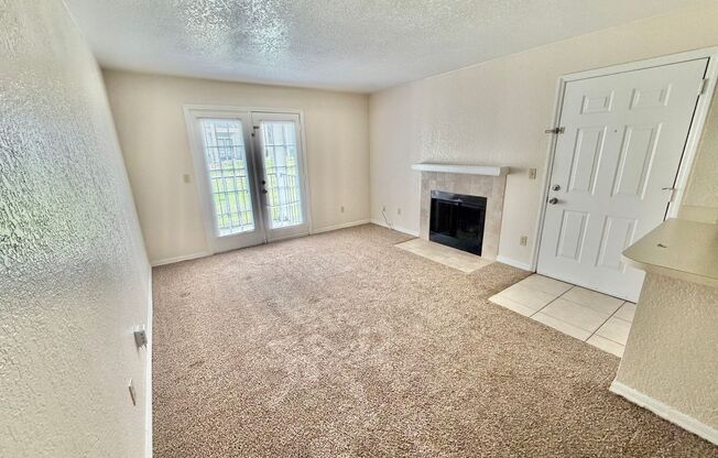 1 bed, 1 bath, $1,195, Unit r2550n5105