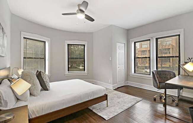 Welcome to 4615-27 N. Ashland Ave.
