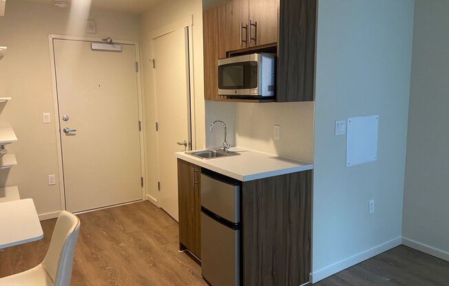Studio, 1 bath, 178 sqft, $1,150, Unit 425-MFTE