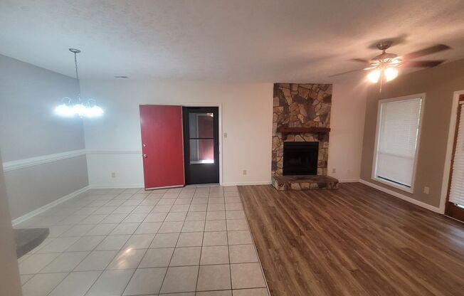 2 bedroom Ground Floor!