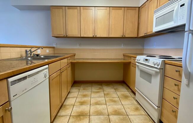 1 bed, 1 bath, 696 sqft, $1,850, Unit 303