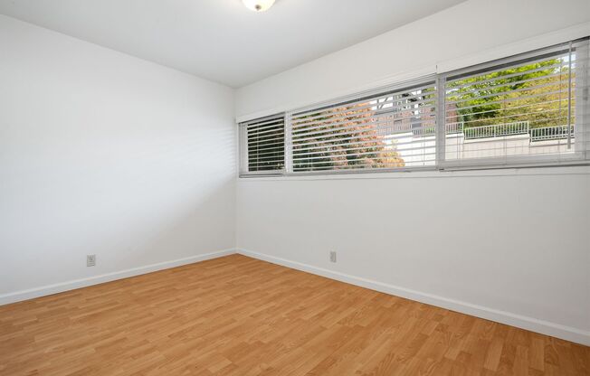 Studio, 1 bath, 355 sqft, $1,325, Unit 311