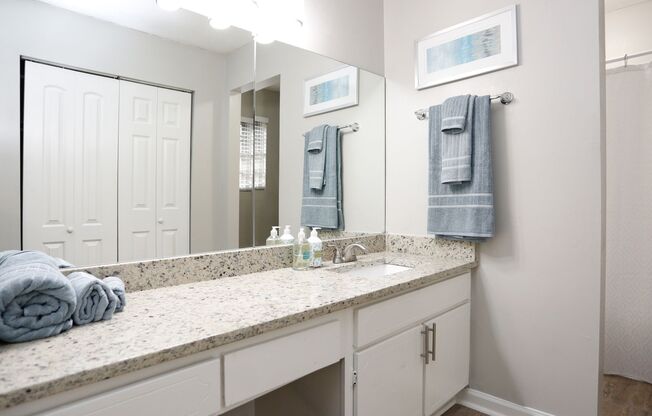 3 beds, 2.5 baths, 1,510 sqft, $1,525, Unit 25-E