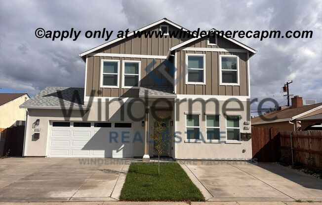 Brand New 3-Bedroom Home with gorgeous Modern Finishes!!