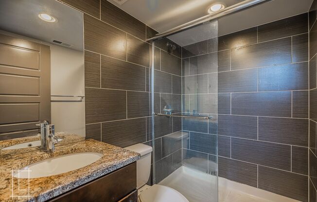 1 bed, 1 bath, $1,330, Unit 727 N. 4th St. Apt. 201