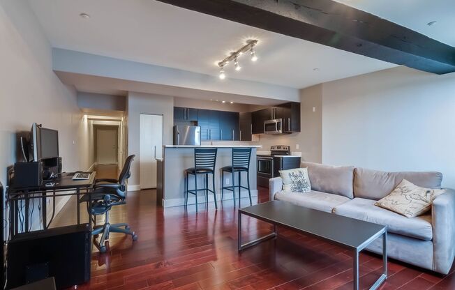 1 bed, 1.5 baths, 812 sqft, $1,575, Unit Mary 403