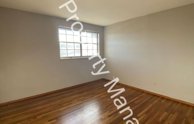 2 beds, 1.5 baths, 830 sqft, $1,275, Unit 9622 Muriel Ave